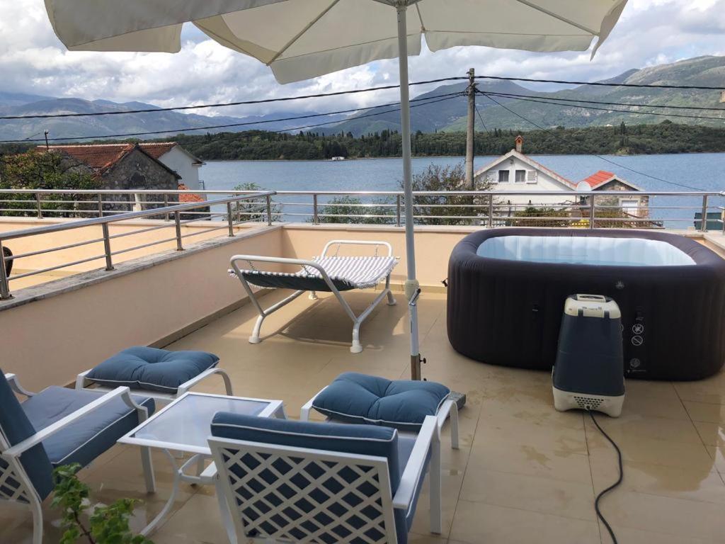Riverside Villa تيفات الغرفة الصورة