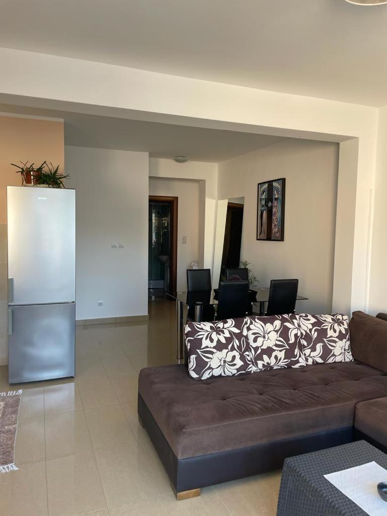 Riverside Villa تيفات الغرفة الصورة