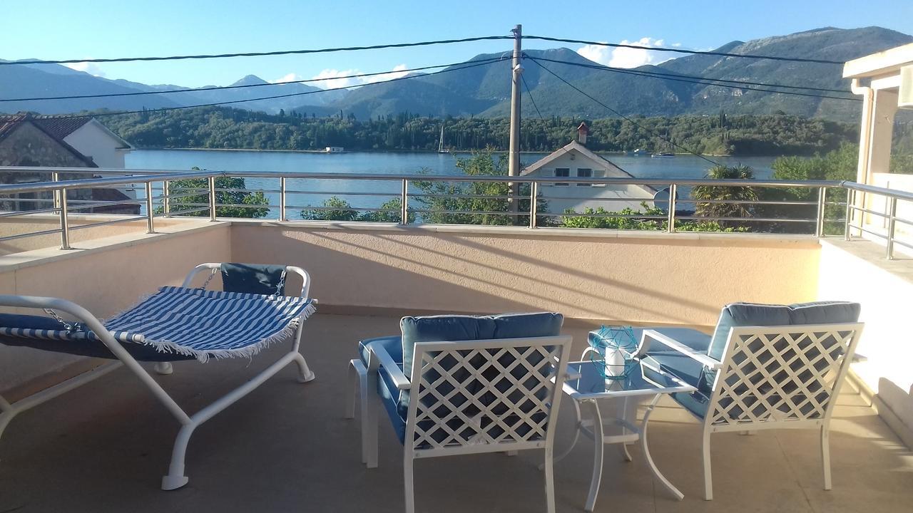 Riverside Villa تيفات المظهر الخارجي الصورة