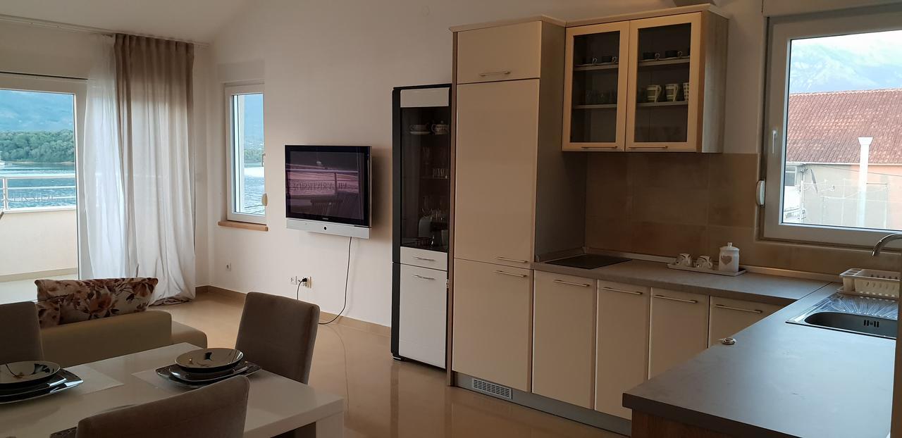 Riverside Villa تيفات المظهر الخارجي الصورة