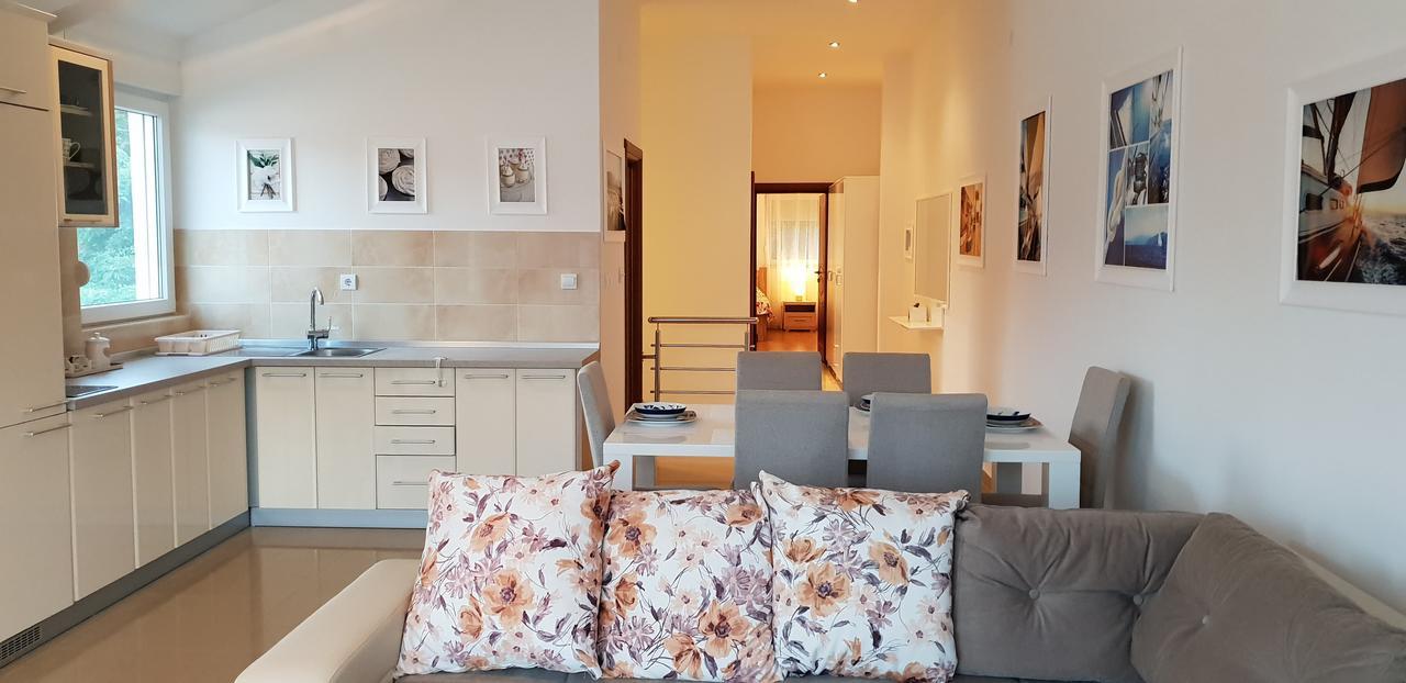 Riverside Villa تيفات المظهر الخارجي الصورة