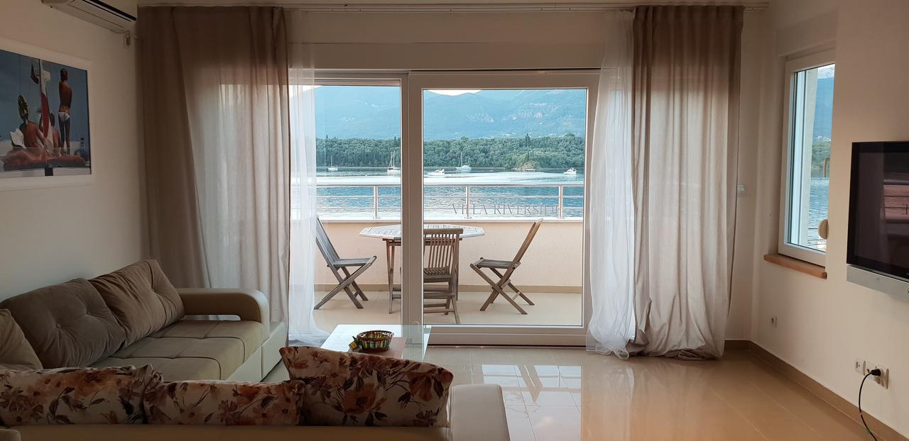 Riverside Villa تيفات المظهر الخارجي الصورة