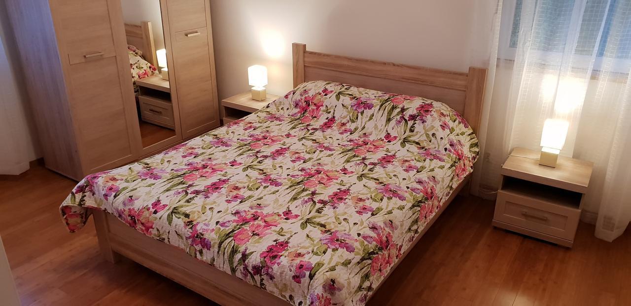 Riverside Villa تيفات المظهر الخارجي الصورة